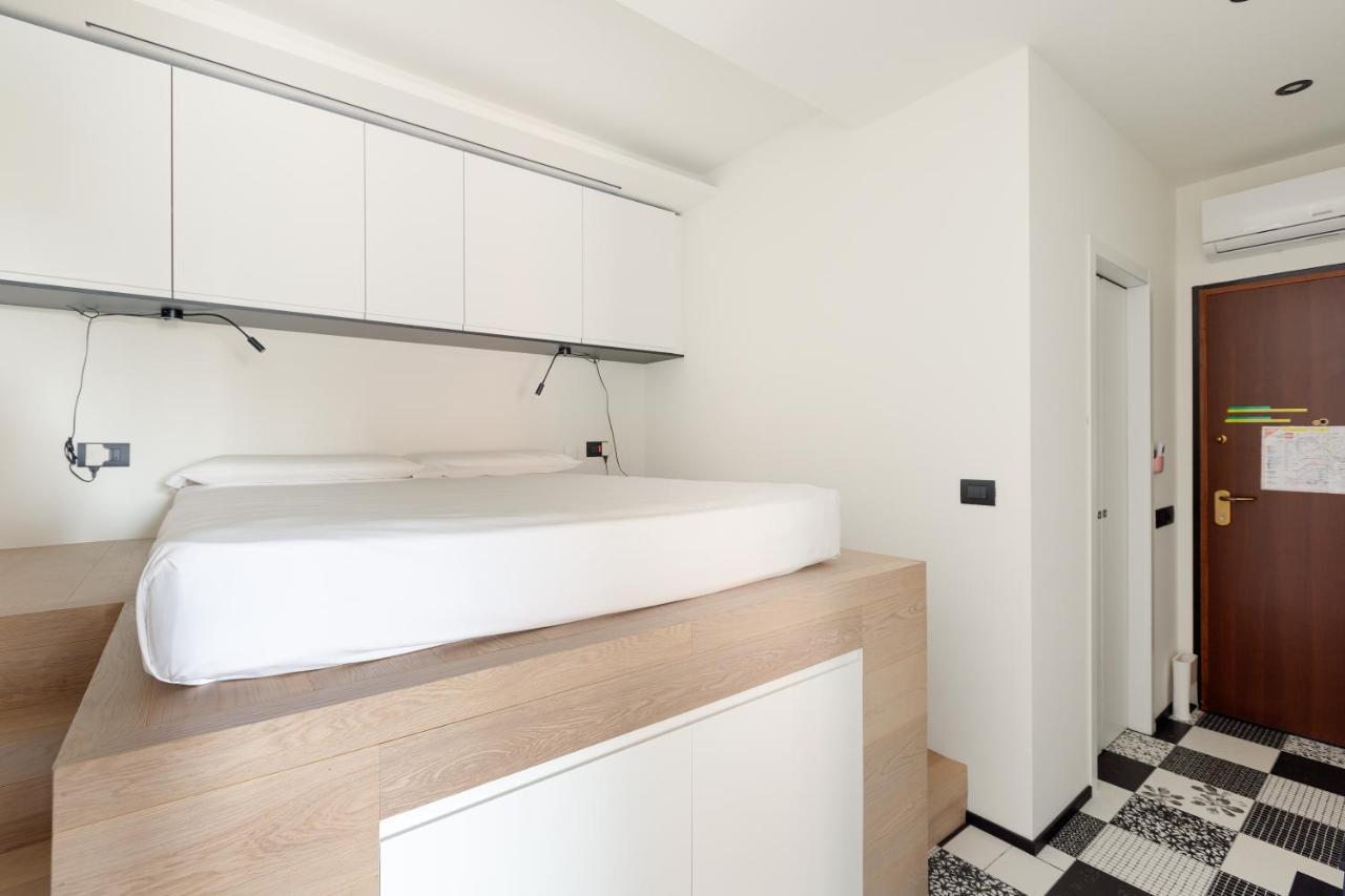 Milano Renovated Studio Apts Daire Dış mekan fotoğraf