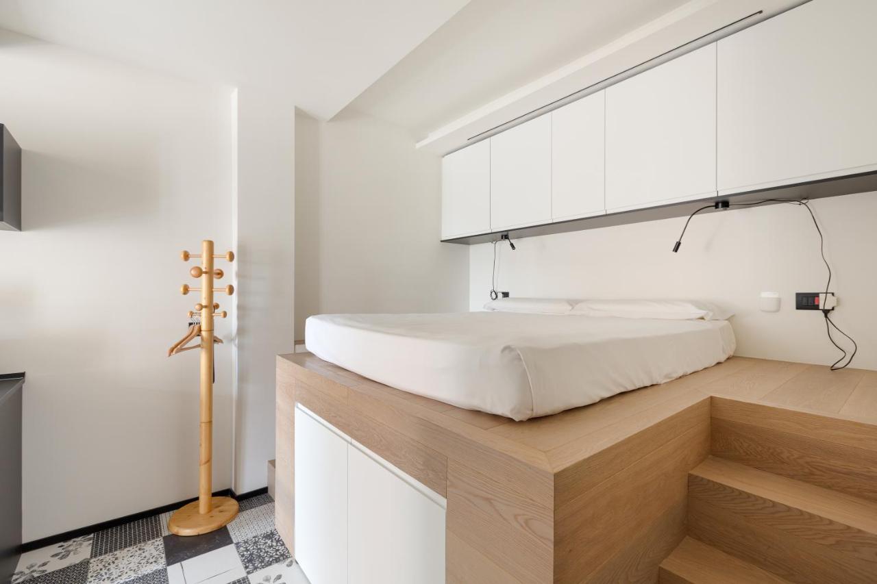 Milano Renovated Studio Apts Daire Dış mekan fotoğraf